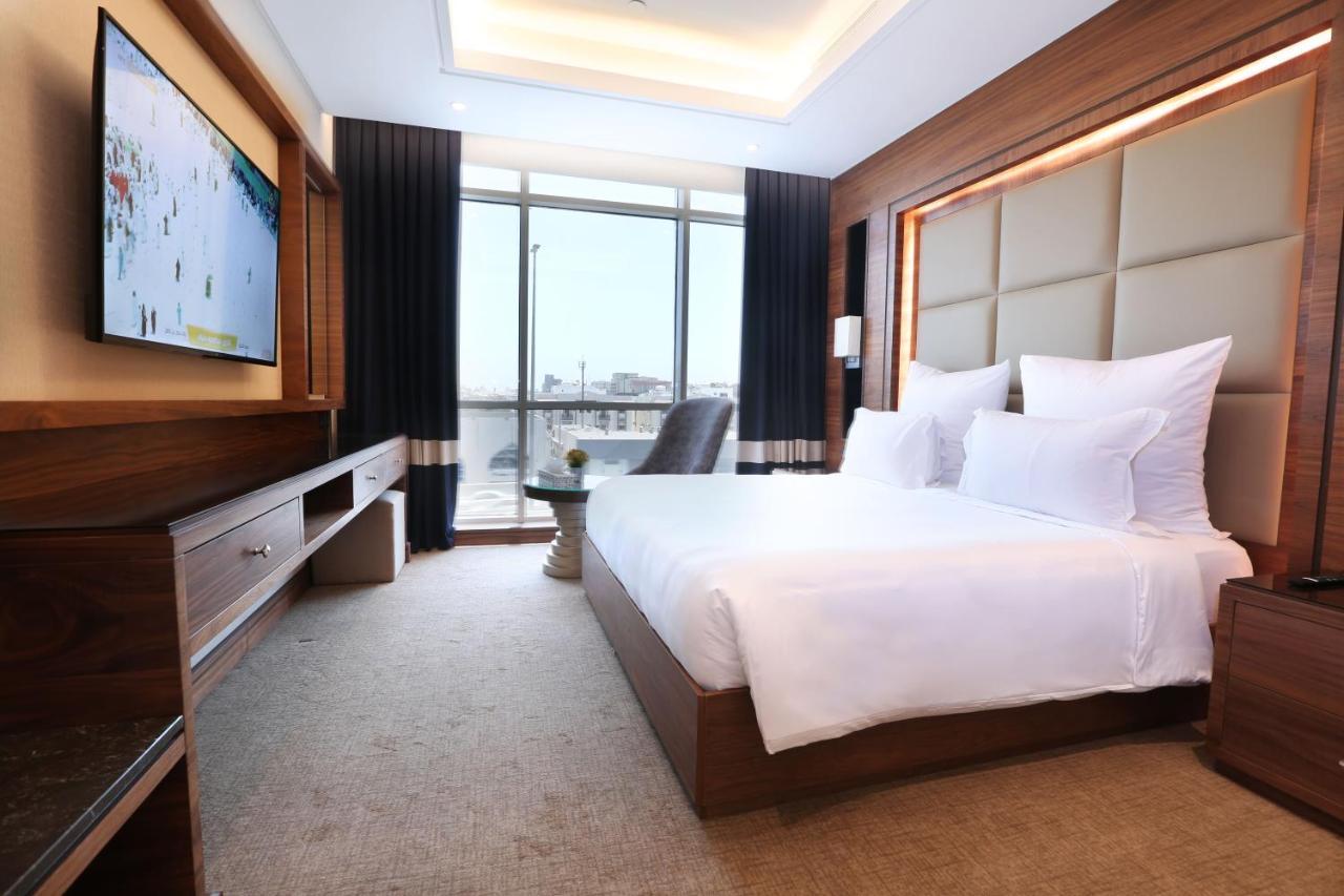 Weekend Hotel Sari Jeddah Ngoại thất bức ảnh