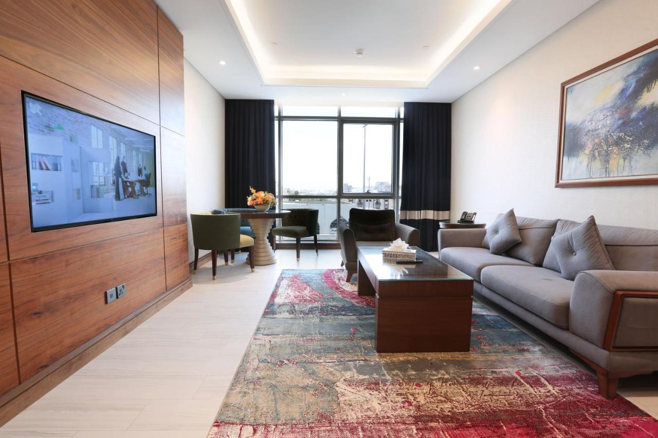 Weekend Hotel Sari Jeddah Ngoại thất bức ảnh