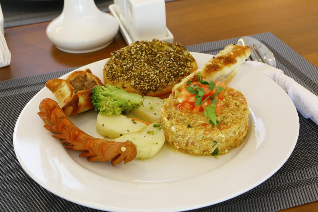 Weekend Hotel Sari Jeddah Ngoại thất bức ảnh